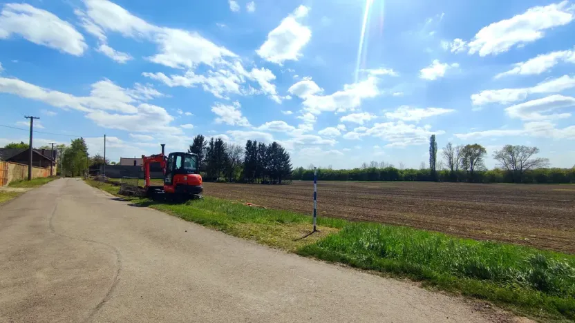 Prodej pozemku, Oplocany, 1000 m2