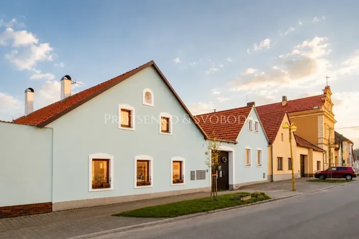 Prodej ubytování, Číměř, 650 m2