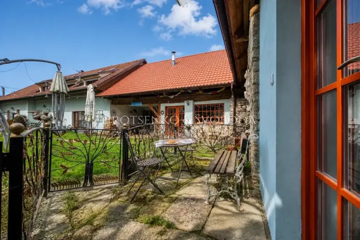 Prodej ubytování, Číměř, 650 m2