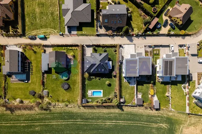 Prodej rodinného domu, Strančice, V Zátiší, 202 m2