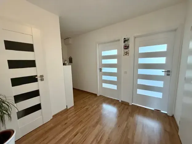 Prodej bytu 3+1, Nové Strašecí, Žižkovo náměstí, 70 m2