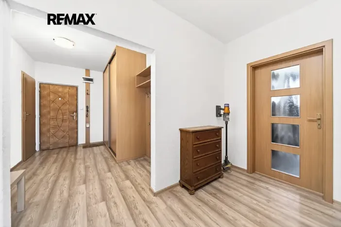 Prodej bytu 4+1, Pernarec, 80 m2