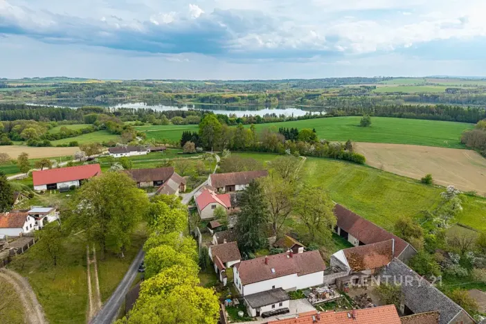 Prodej zemědělské usedlosti, Loket, 80 m2
