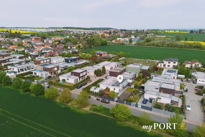 Prodej rodinného domu, Praha - Březiněves, K Březiněvsi, 90 m2