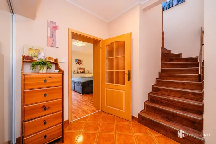 Prodej rodinného domu, Měšice, Na Rejdišti, 237 m2
