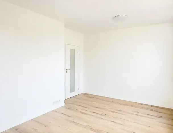 Prodej bytu 1+kk, Praha - Holešovice, Na Maninách, 28 m2
