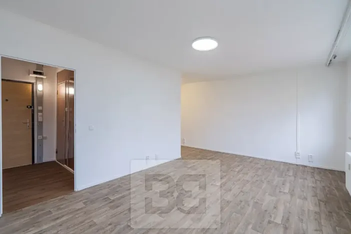 Pronájem bytu 1+kk, Rakovník, V Jamce, 33 m2