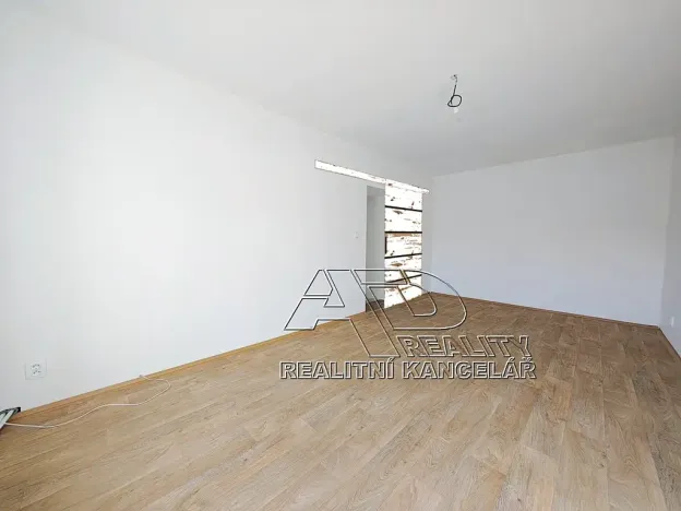 Pronájem bytu 2+kk, České Budějovice, 44 m2