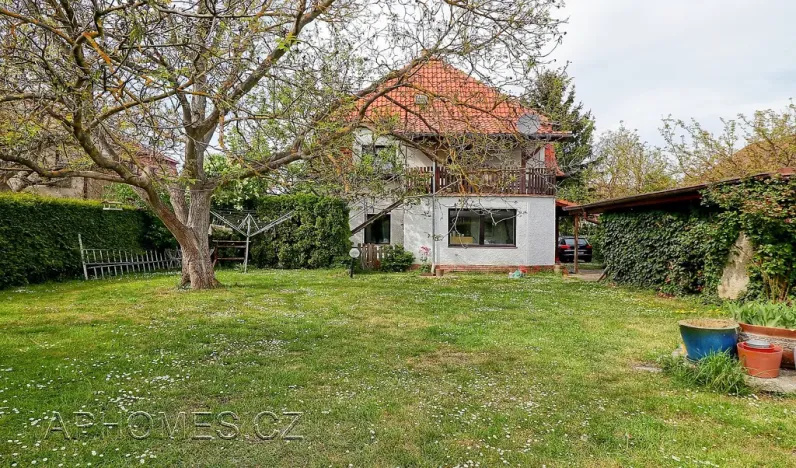 Pronájem bytu 3+1, Praha - Běchovice, Václava Kovaříka, 90 m2