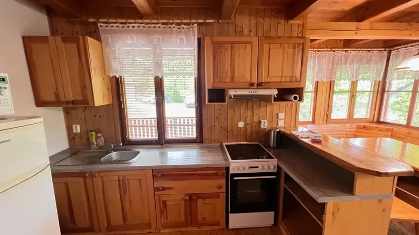 Prodej chaty, Oslnovice, 182 m2