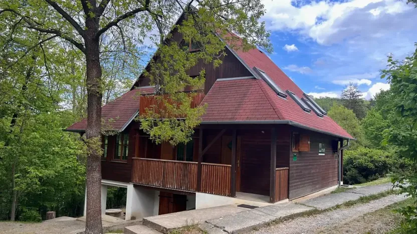 Prodej chaty, Oslnovice, 182 m2