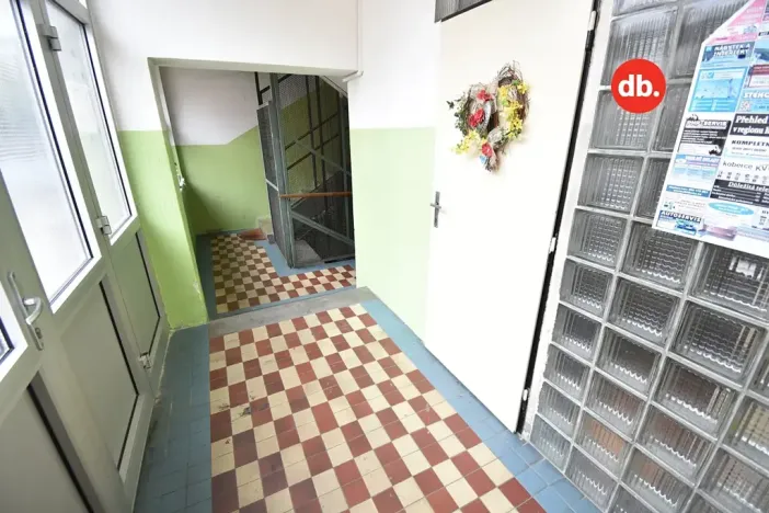 Prodej bytu 3+1, Karlovy Vary, Sokolovská, 71 m2