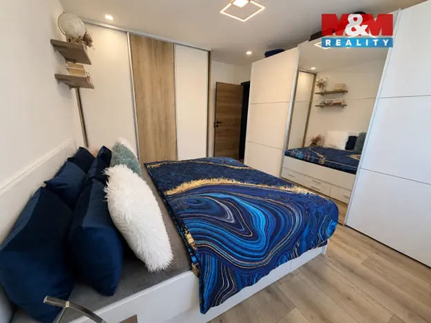 Prodej bytu 3+kk, Ostrava - Mariánské Hory, U Dvoru, 59 m2