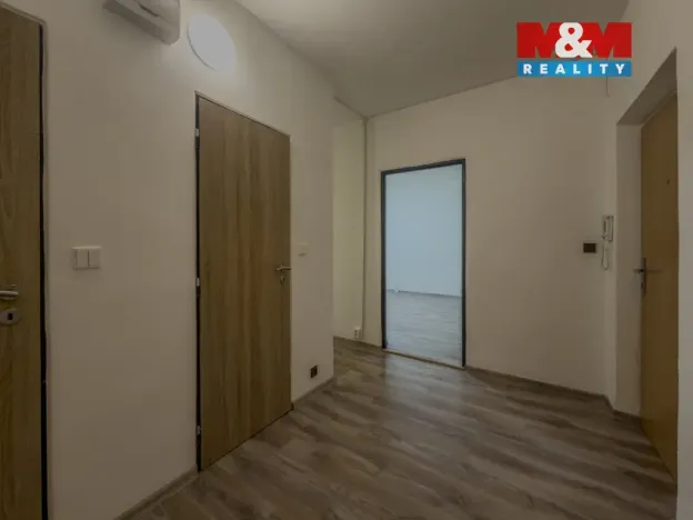 Prodej bytu 1+1, Orlová - Lutyně, Na Stuchlíkovci, 36 m2