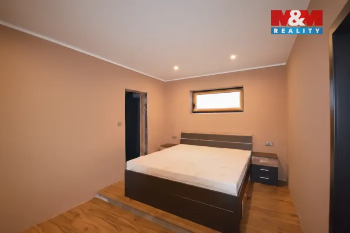 Prodej rodinného domu, Sosnová, 182 m2