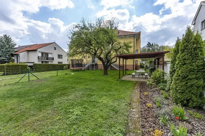 Pronájem rodinného domu, Praha - Nebušice, Nad Želivkou, 262 m2