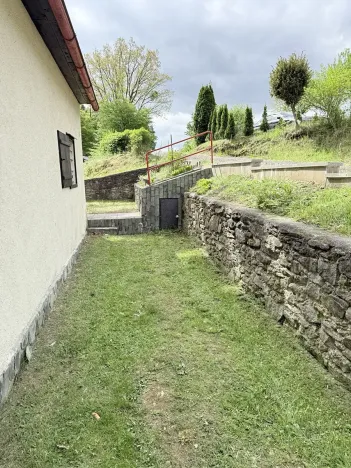 Prodej chaty, Bělá pod Bezdězem, Nad Kuřívodskou Silnicí, 120 m2