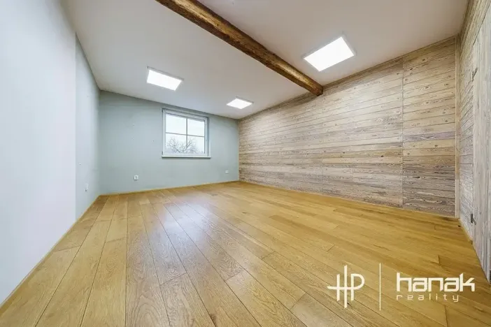 Prodej obchodního prostoru, Náklo, 521 m2