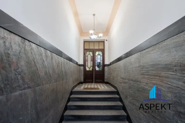 Pronájem bytu 1+kk, Praha - Žižkov, Ondříčkova, 32 m2