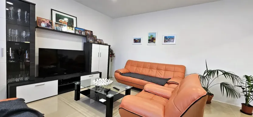 Pronájem bytu 2+kk, Rajhrad, Vrázova, 81 m2