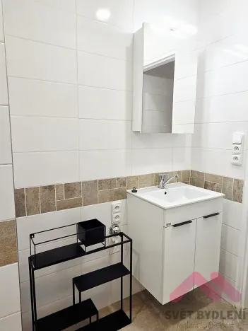 Pronájem bytu 1+1, Praha - Vinohrady, Kouřimská, 36 m2