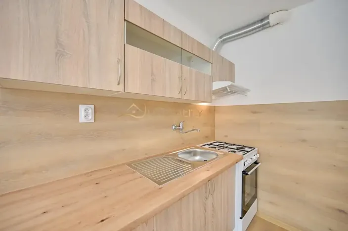 Pronájem bytu 2+1, Olomouc, Lidická, 55 m2