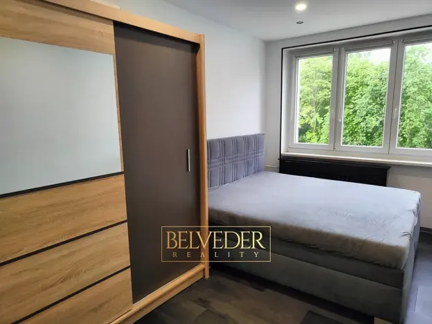 Prodej bytu 2+1, Teplice, Zrenjaninská, 53 m2