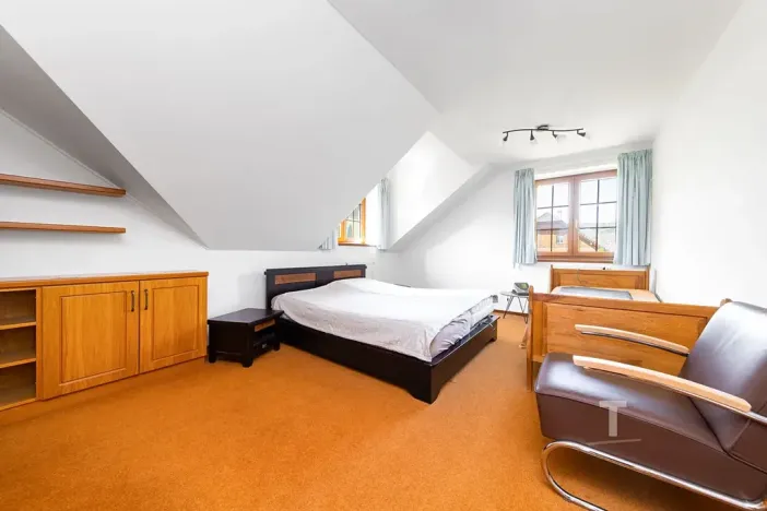 Prodej rodinného domu, Lipová-lázně, 232 m2