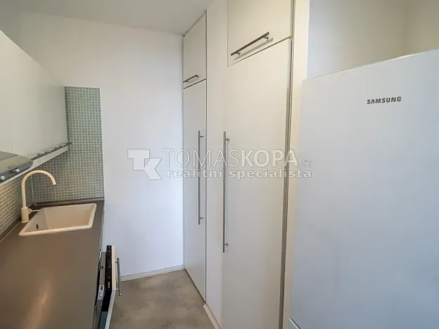 Pronájem bytu 2+kk, Praha - Bohnice, Poznaňská, 44 m2