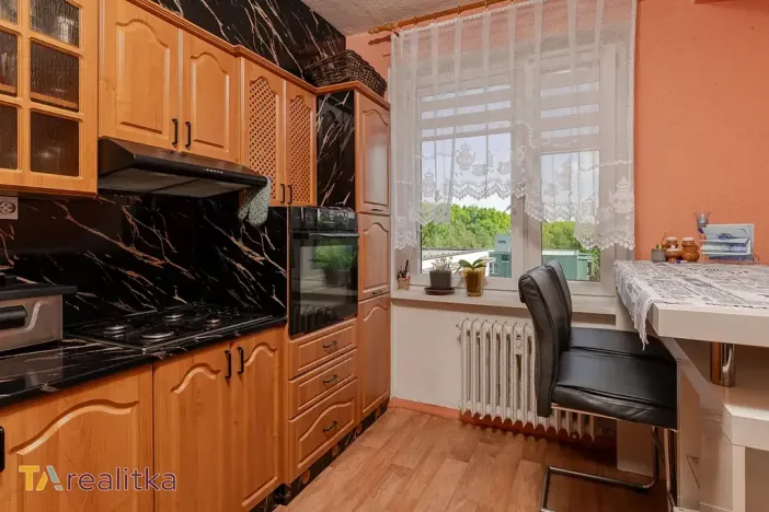 Prodej bytu 3+1, Orlová, Školní, 66 m2