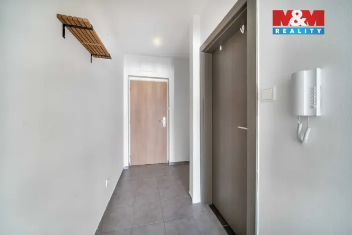 Pronájem bytu 1+kk, Kamenný Újezd - Kocanda, 35 m2