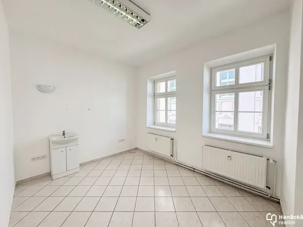 Pronájem komerční nemovitosti, Olomouc, Ostružnická, 84 m2
