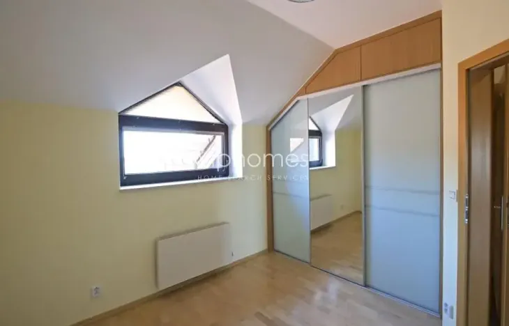 Pronájem vily, Horoměřice, 280 m2