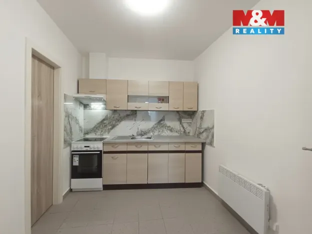 Pronájem bytu 2+1, Kladno, V. Burgra, 40 m2