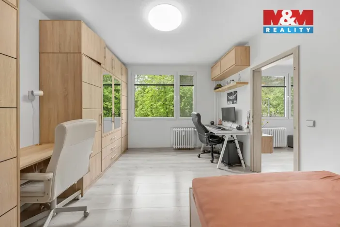 Prodej bytu 1+1, Ústí nad Labem - Severní Terasa, Maková, 33 m2