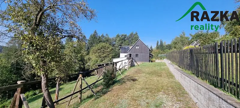 Prodej rodinného domu, Hřensko, 400 m2