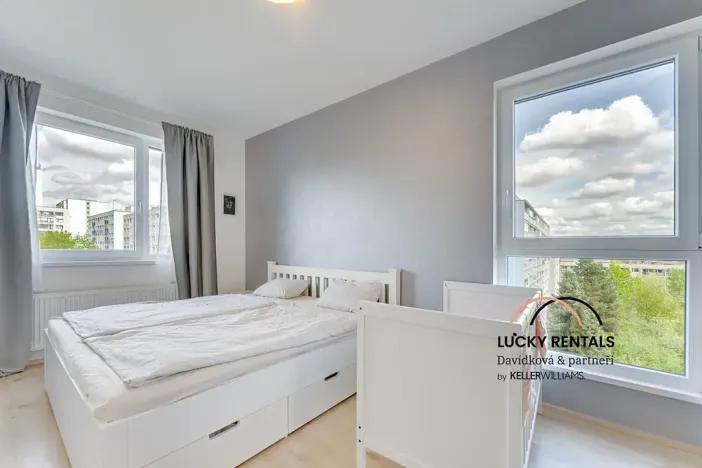 Pronájem bytu 3+kk, Praha - Háje, Jurkovičova, 64 m2