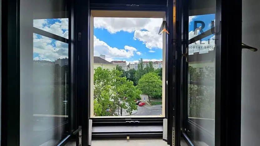 Pronájem bytu 2+kk, Praha - Nusle, Bělehradská, 107 m2