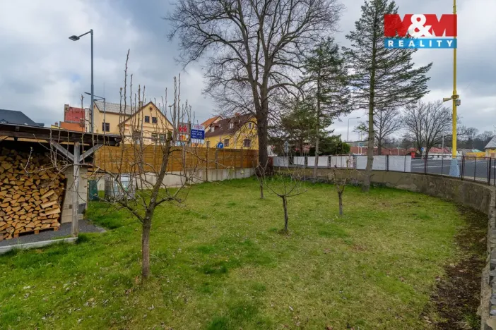 Prodej komerčního pozemku, Frýdlant, Vrchlického, 225 m2