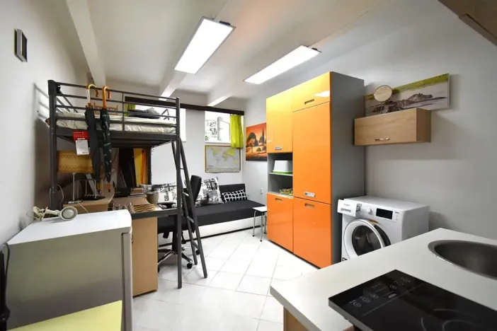 Pronájem bytu 1+kk, Praha - Střešovice, náměstí Před bateriemi, 17 m2