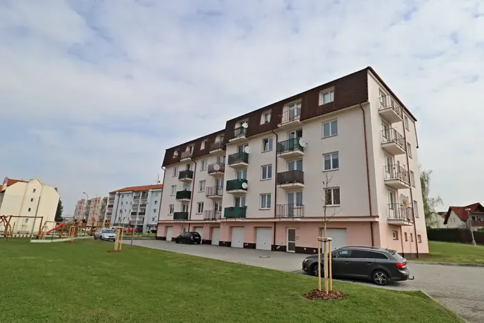 Prodej bytu 2+1, Horšovský Týn, Vančurova, 68 m2