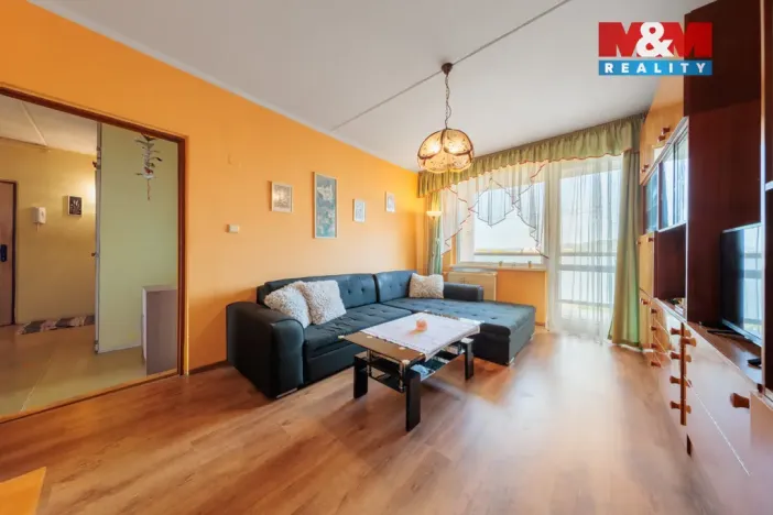 Prodej bytu 2+1, Karlovy Vary - Stará Role, Karlovarská, 61 m2