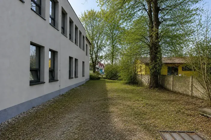 Prodej činžovního domu, Praha - Letňany, Beranových, 1190 m2