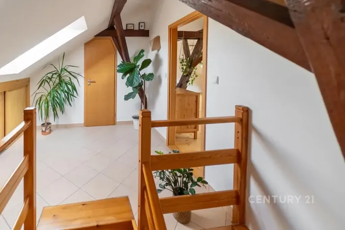 Pronájem bytu 3+1, Praha - Hloubětín, Poděbradská, 108 m2