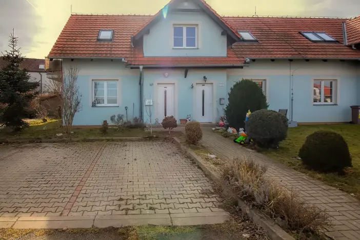 Pronájem bytu 3+kk, Holubice, Tisová, 83 m2