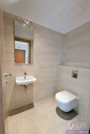 Pronájem bytu 3+kk, Praha - Podolí, Jeremenkova, 99 m2