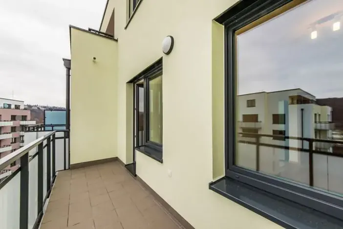 Pronájem bytu 1+kk, Praha - Hodkovičky, Šífařská, 34 m2