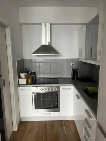 Pronájem bytu 1+kk, Praha - Smíchov, Randova, 36 m2