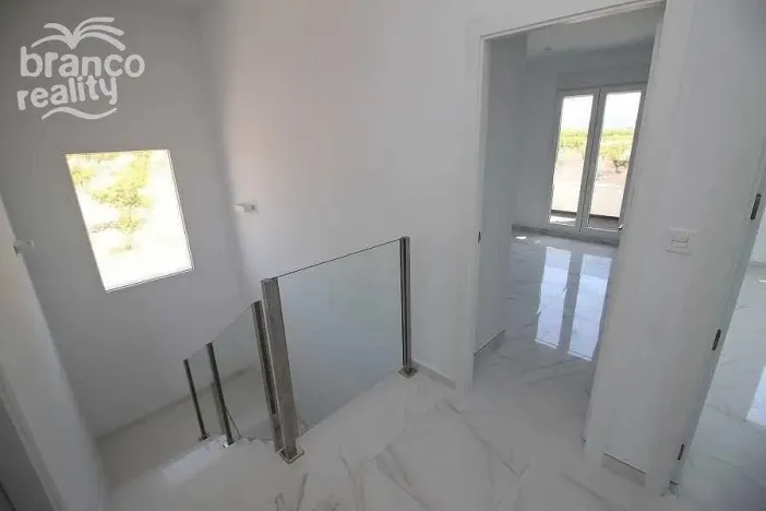 Prodej rodinného domu, Pinoso, Alicante, Španělsko, 245 m2