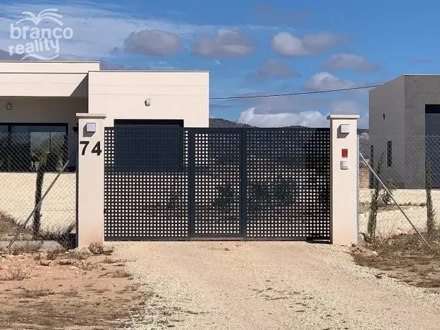 Prodej rodinného domu, Pinoso, Alicante, Španělsko, 165 m2